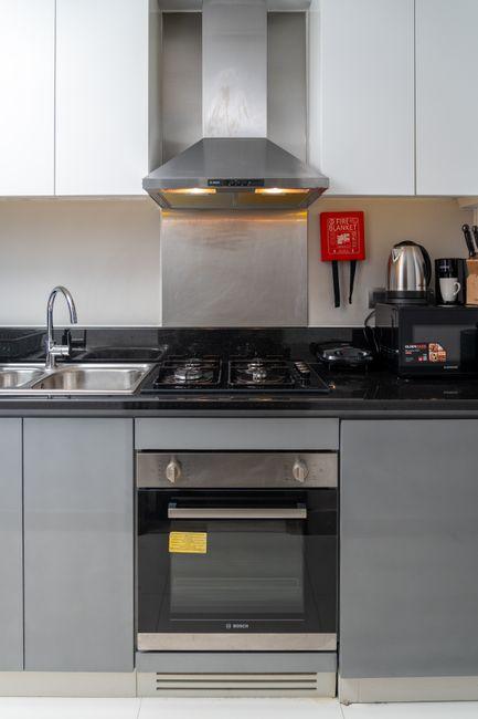 What Is the Best Electric Range for Easy Cooking and Family Meals