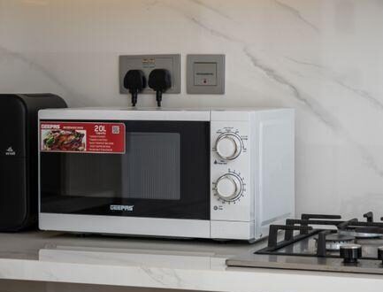 What Is the Best Microwave to Buy for Easy, Fast Cooking at Home