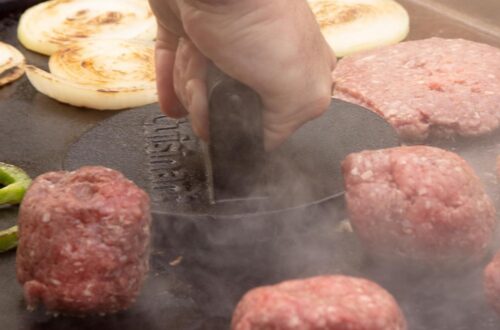 Best Grill Accessory – Cuisinart 6.5″ Cast Iron Smash Burger Press Review