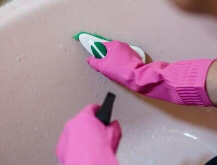 What Is the Best Cleaner for Shower Tile? Easy Tips for a Sparkling Bathroom