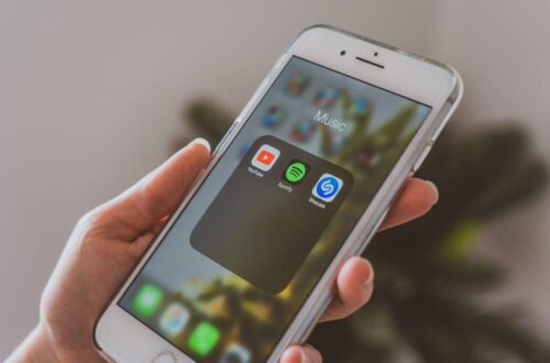 What Is the Best App to Watch NFL Games and Enjoy Live Streaming Easily