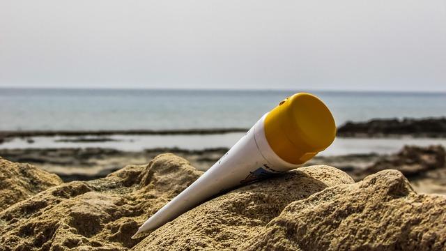 What’s the Best Suntan Lotion for Safe, Even, and Long-Lasting Glow