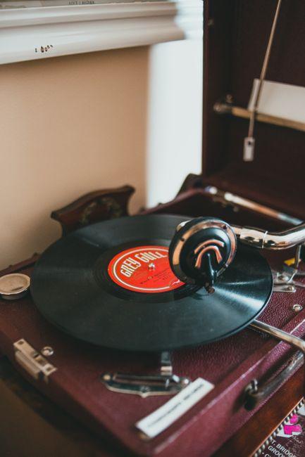 What Is the Best Record Player for Great Sound and Easy Listening?
