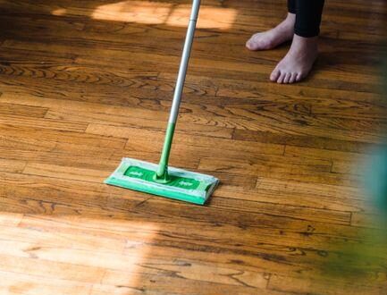 What’s the Best Mop for Hardwood Floors? Simple Picks for Effortless Cleaning